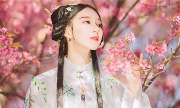 砚山供卵试管婴儿：助您实现家庭梦想的科学方案